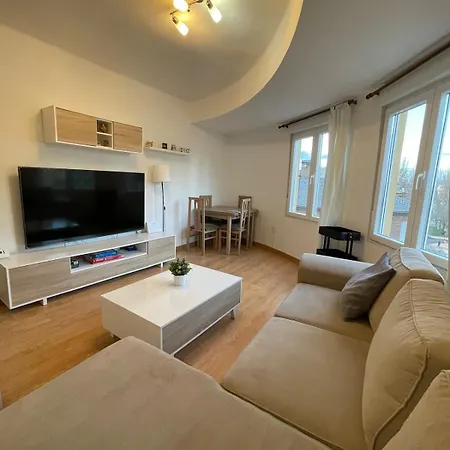 Apartmán El Bierzo - *